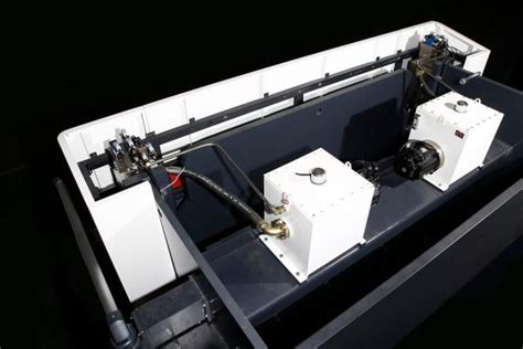 Press Brake Hydraulic System Explained (diagram) | MachineMFG