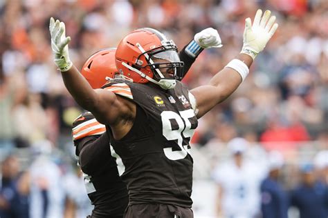 Myles Garrett Injury Update: What We Know About the Cleveland Browns ...