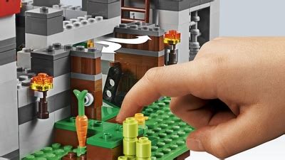 The Fortress 21127 - LEGO® Minecraft™ Sets - LEGO.com for kids