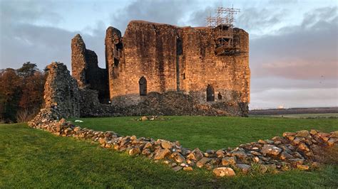 Dundonald Castle at sunrise | velton | Flickr