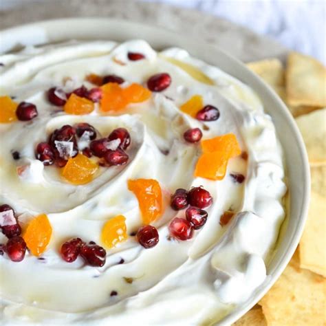 Sweet Labneh Cheese Dip - WonkyWonderful