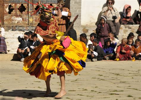 Bhutan – Crane Festival