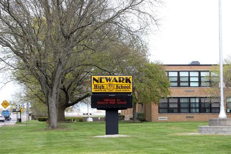 Two students charged with stealing laptops from Newark High School | News | newarkpostonline.com