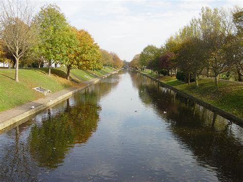 Royal Military Canal, Hythe by smithee - Desktop Wallpaper