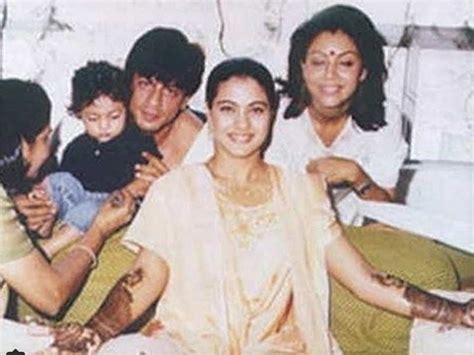 This throwback pic of Shah Rukh, Gauri and Kajol will take you back in time!