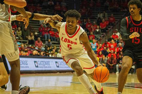 Men's basketball: Lobos win season opener 89-81 - The Daily Lobo