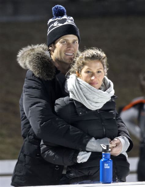 Gisele Bundchen and Tom Brady at Son Benjamin's Hockey Game | POPSUGAR Celebrity