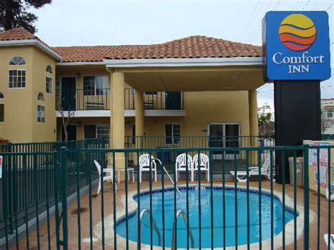 Comfort Inn Beach/Boardwalk Area, Santa Cruz, CA - California Beaches