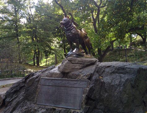 Balto Statue 2 by niggyd on DeviantArt