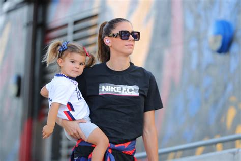 Alex Morgan Shares Adorable Photo With Her Daughter From World Cup - The Spun