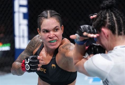 Pros react after Amanda Nunes defeats Irene Aldana and announces her ...