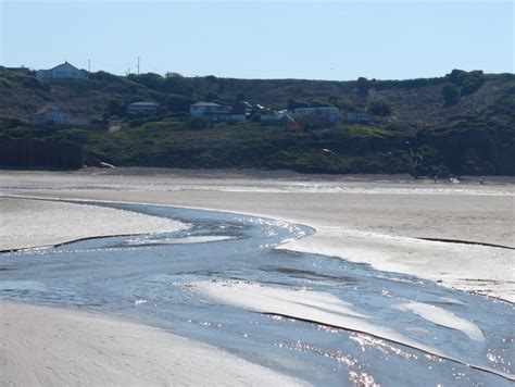 Beach at Hunmanby Gap © Mat Fascione cc-by-sa/2.0 :: Geograph Britain ...