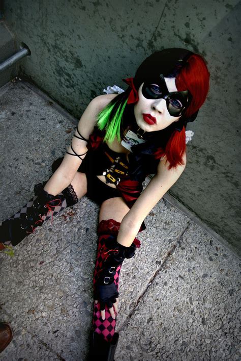 All That's Cosplay: Harley Quinn Cosplay by SniperPlushie More epic...