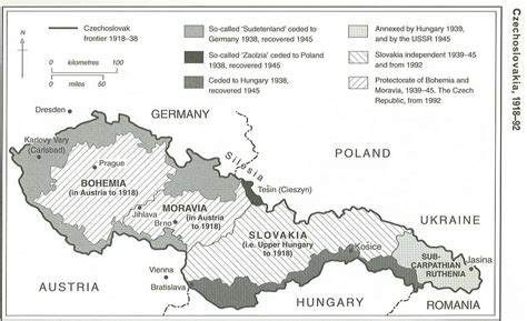 A map of the German and Hungarian invasion of Czechoslovakia in 1938 | Карта, Карта парижа, Марки