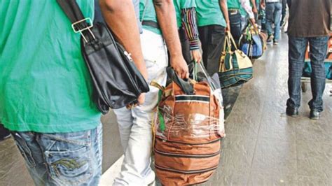 Undocumented in Malaysia: Workers to get regularised, recruited | The Daily Star