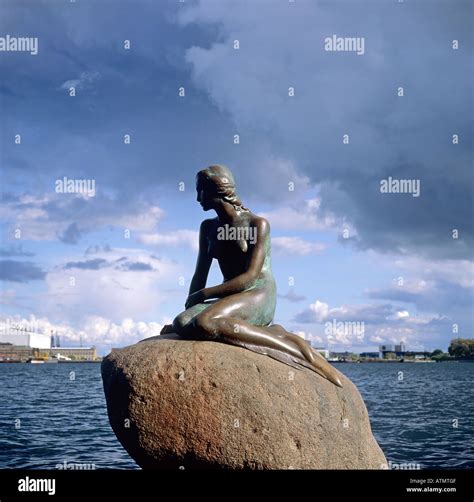 The little Mermaid, bronze statue by Edvard Eriksen 1913, Copenhagen ...