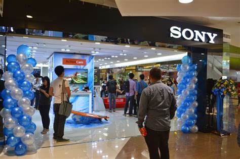 Sony opens flagship store in SM Megamall - Gadget Manila