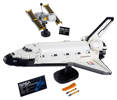 NASA Space Shuttle Discovery 10283 | LEGO® Icons | Buy online at the ...