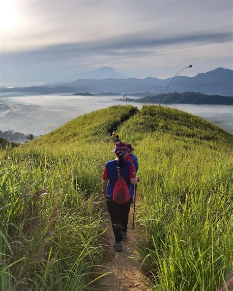 10 Mountain Hiking Trails In Sabah To Conquer, Including Mount Kinabalu