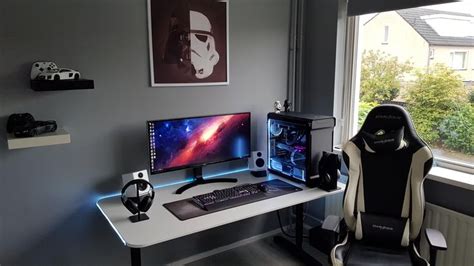 Black and white setup (update) | Custom pc, Setup, Desktop design