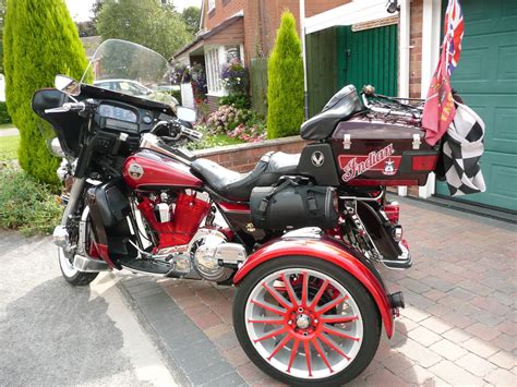 HARLEY-DAVIDSON Ultra Classic Electra Glide TRIKE (FLHTCU)