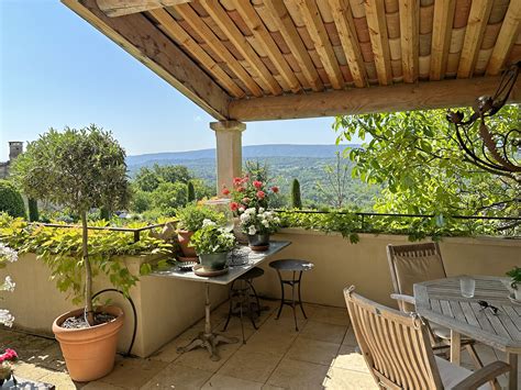 French Village House in the Golden Triangle of the Luberon, Provence ...