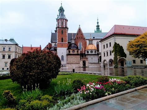 Architecture, history, and plenty of rain: 24 hours in Krakow, Poland ...