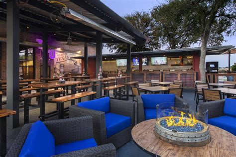 About - BoomerJacks Grill & Bar