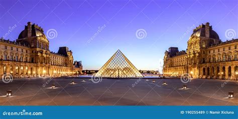 Louvre Museum at Night Wide Angle, is the World`s Largest Art Museum ...