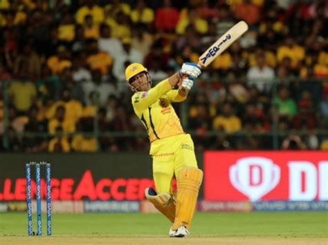 MS Dhoni Shows His Form During IPL 2020 Practice - EssentiallySports