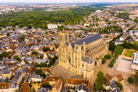 Odkryj ziemie Francji: Bourges, stolicę Berry