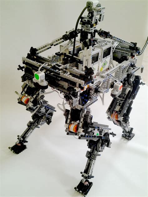 4 legs robot,all lego ,12 motors 4 ev3 mindstorm., 4 ir sensors and one ...