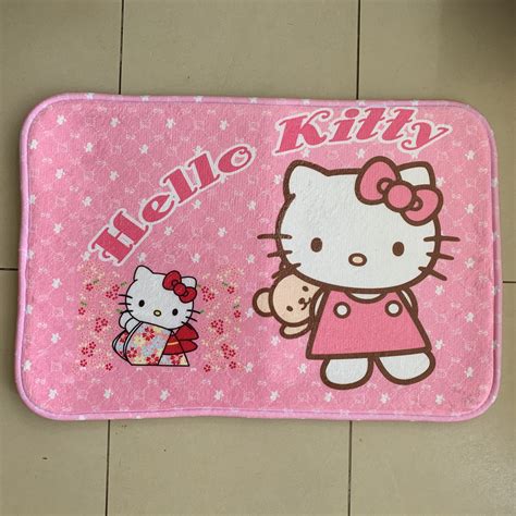 Hello Kitty Bath Mat – Mettacats and Dogs Sanctuary Fund-Raising Store