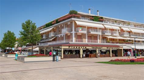 Top Hotels Closest to Piazza Milano in Jesolo from £63 | Hotels.com