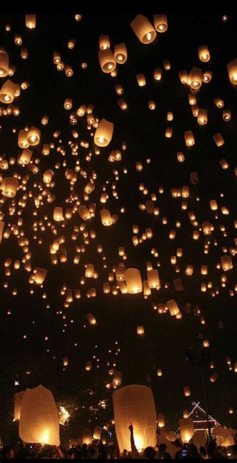 Lanterns In The Sky Wallpaper