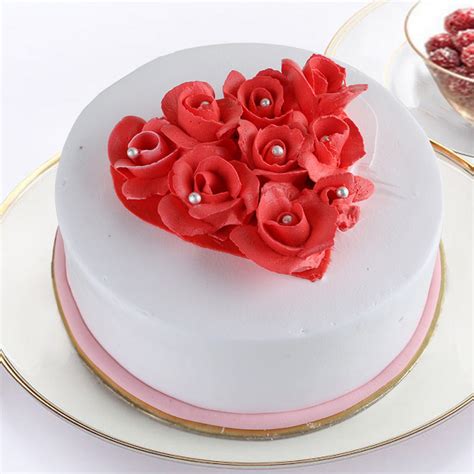 Red Rose Heart Cake - MyFlowerTree