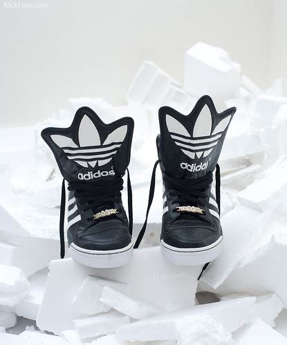 Adidas JS Logo | Adidas attitude Jjeremy Scott - JS Logo. 20… | Kick Photo | Flickr