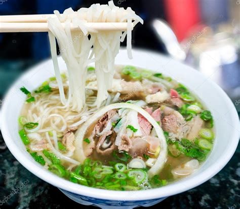 Traditional Vietnamese Pho Beef Noodle Soup Stock Photo by ©ronniechua ...