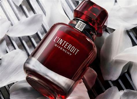 Review: L'INTERDIT ROUGE GIVENCHY Review - Flair Magazine