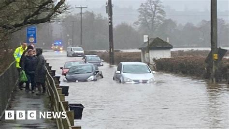 Heavy rain causes floods and travel chaos across UK | Flipboard