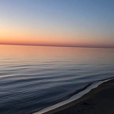 Fifth Avenue Beach (Manistee) - 2021 All You Need to Know BEFORE You Go ...