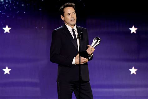 Robert Downey Jr. Recites Past Bad Reviews in Critics Choice Awards ...