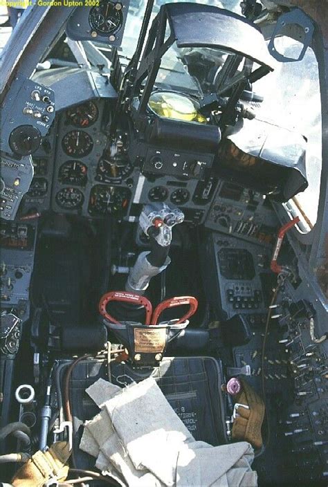 Cockpit of a SU-25 Frogfoot | Aircraft modeling, Cockpit, World on fire