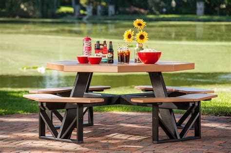 LuxCraft Poly Octagon Picnic Table | Miller's Outdoor Living