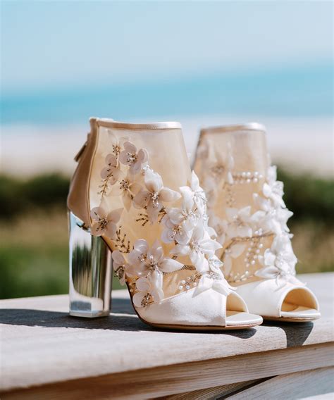 Jamie and Jasper Wedding – Brides Shoes – Gurneys Montauk – Pat Furey ...