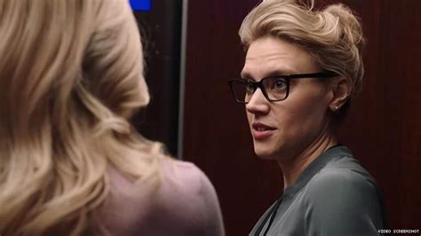 Kate McKinnon Explains a ‘Fox Story’ in Exclusive ‘Bombshell’ Clip