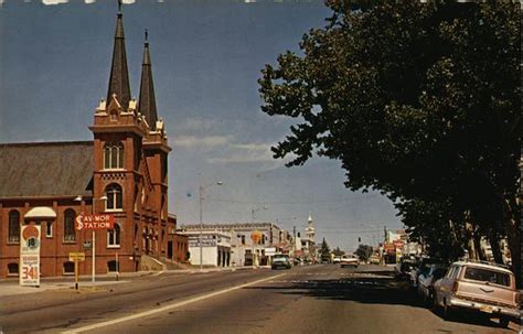 View Down Main Street Red Bluff, CA