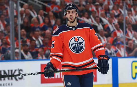 Who are the Oilers’ top 10 prospects and where do they project in the ...