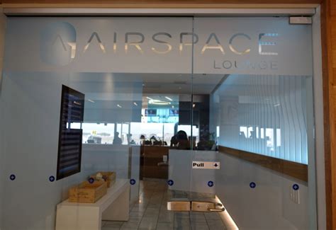 Review: Airspace Lounge at JFK Terminal 5 | TravelSort