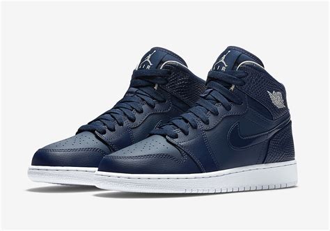 Air Jordan 1 High GS Navy - Sneaker Bar Detroit